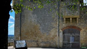 poupougne a deux roues sainte croix du mont