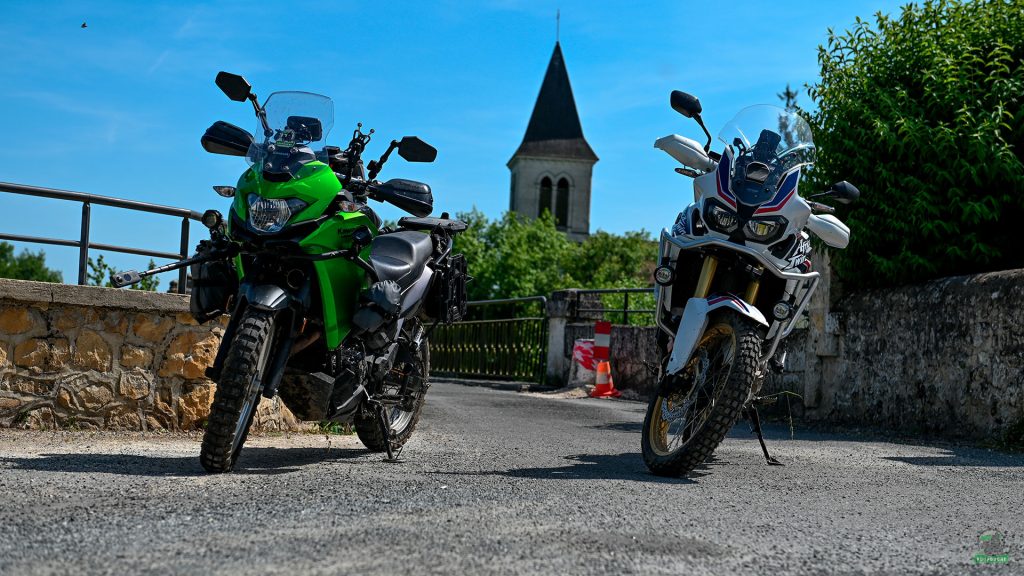 TET Dordogne TotoLeTouGro Poupougne a deux roues