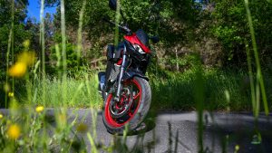 kawasaki z Poupougne a deux roues