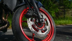 kawasaki z Poupougne a deux roues