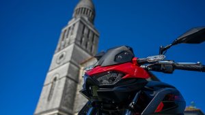 Kawasaki Z Poupougne a deux roues