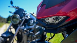 kawasaki z Zontes Scrambler Poupougne a deux roues