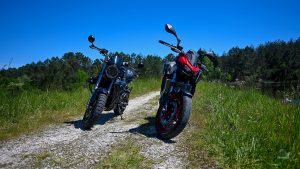 kawasaki z Zontes Scrambler Poupougne a deux roues