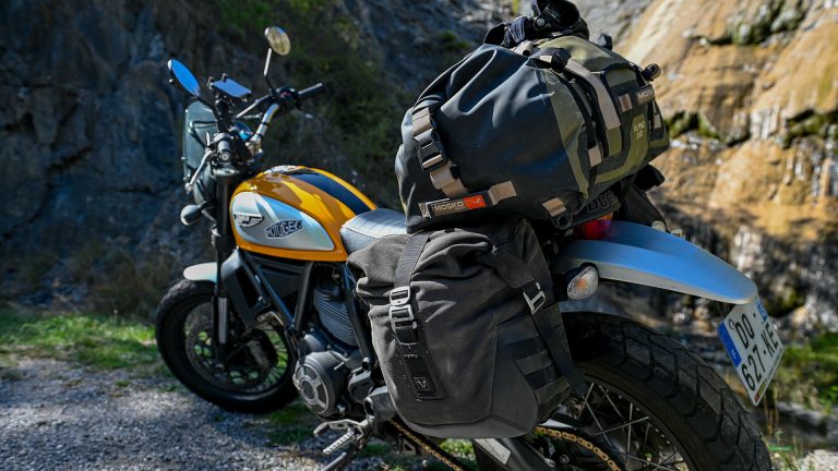 AAMF Poupougnaadeuxroues